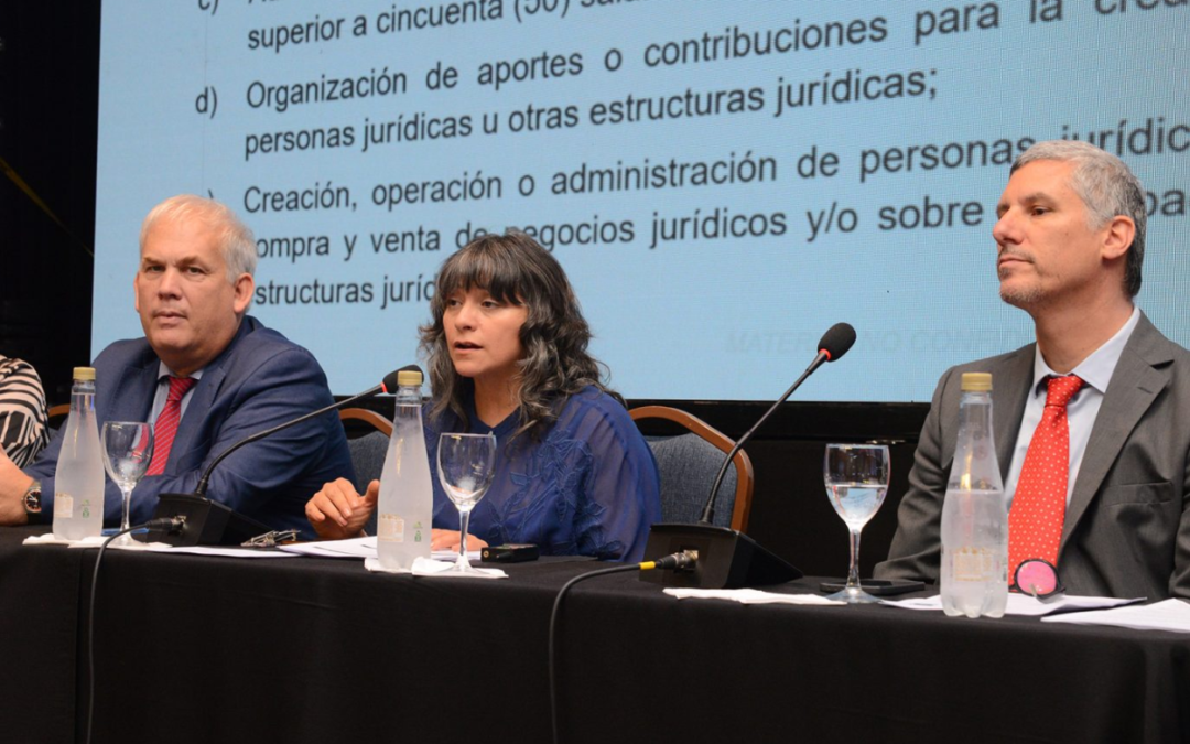 CHARLAS DE ORGANISMOS NACIONALES EN LA 35JNA